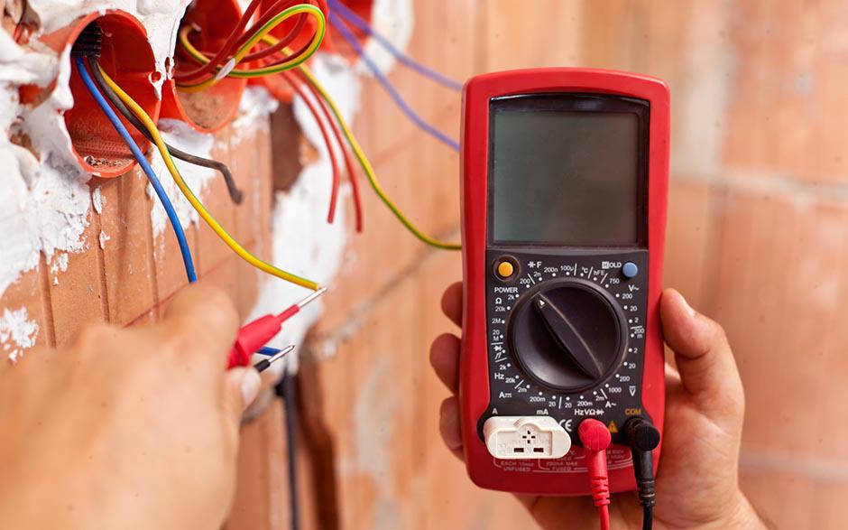 électricien professionnel Paris 8