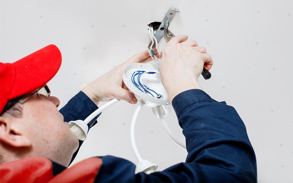 électricien professionnel Paris 8